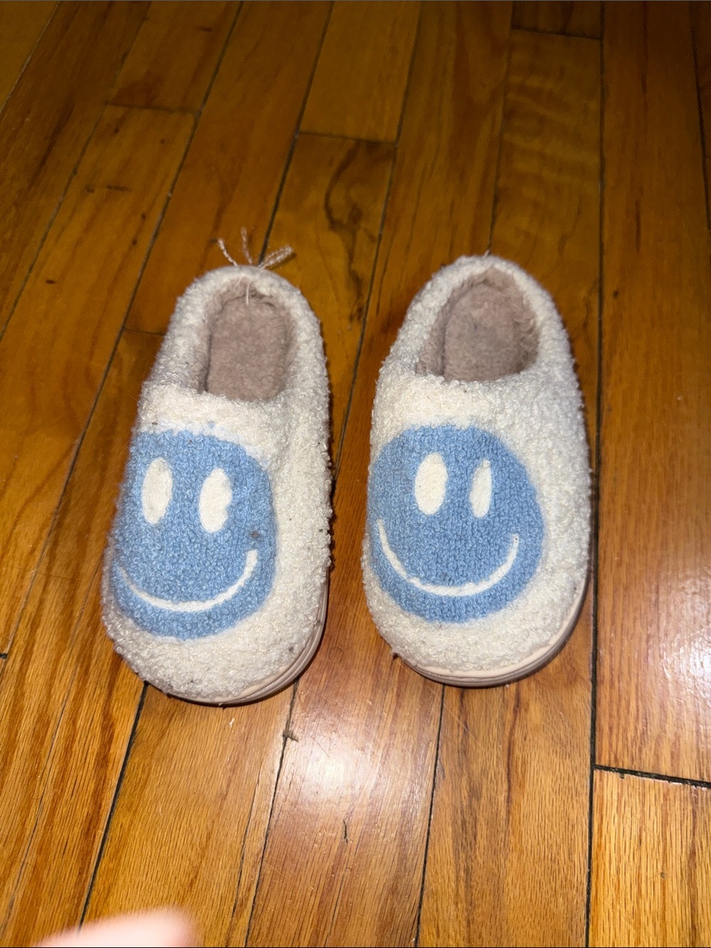 Kids Cozy Fuzzy One-Piece Slippers with Blue Smiley